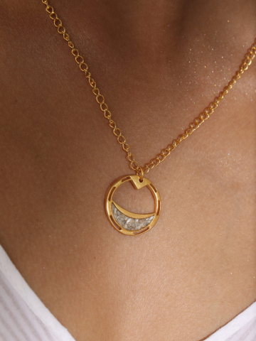 Noor : Crescent Moon Pendant