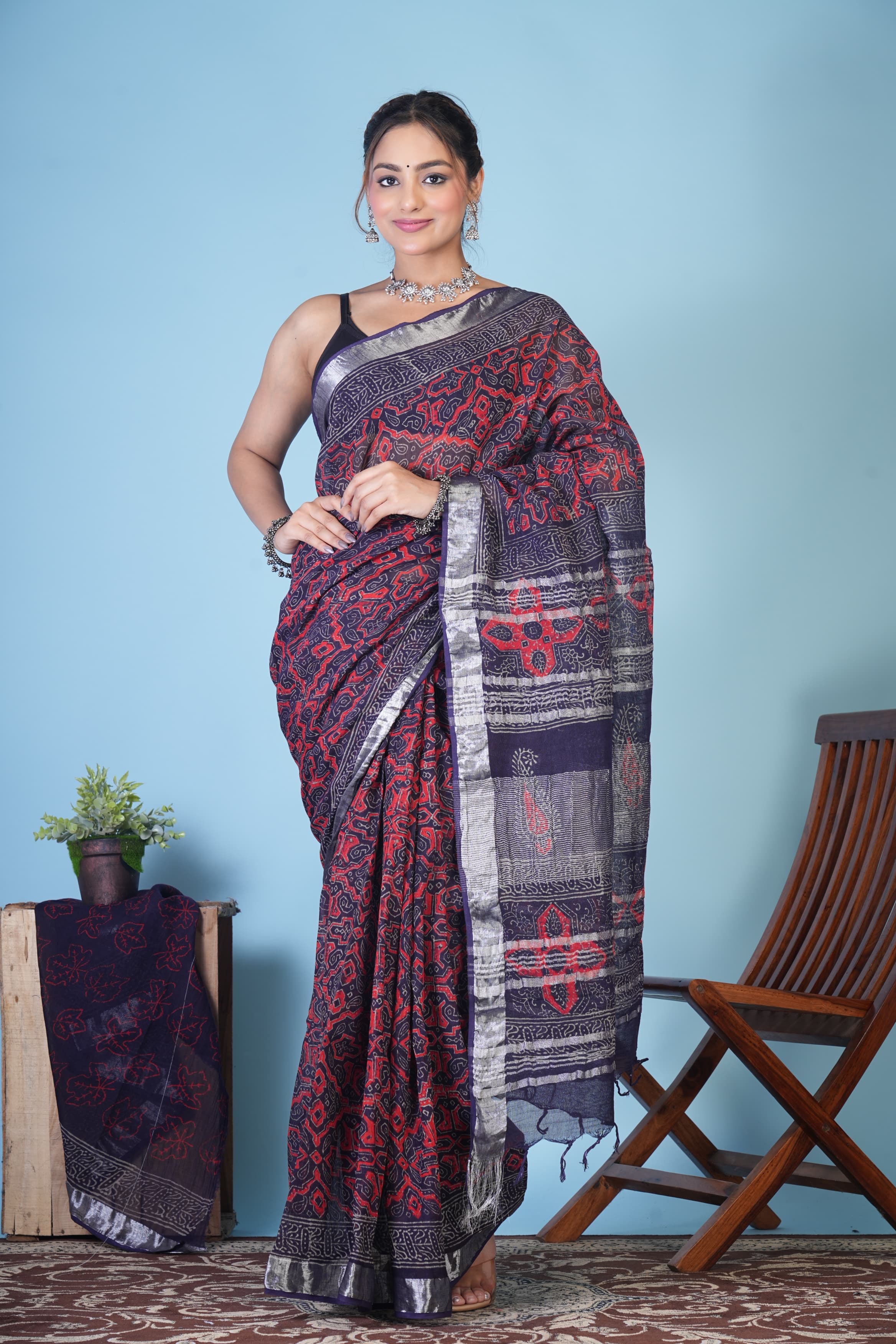 Nishka Midnight Linen Saree