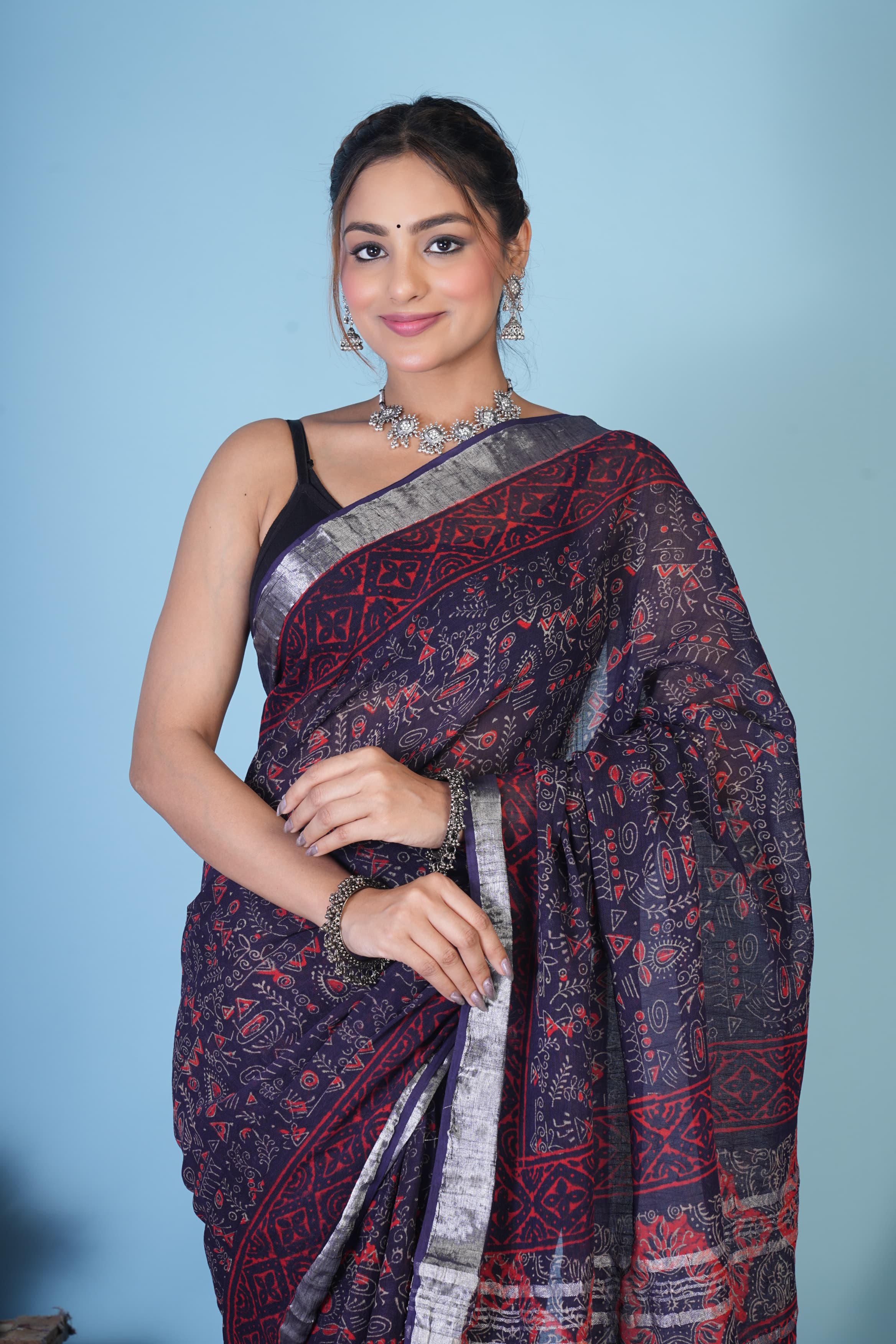 Nishka Midnight Linen Saree