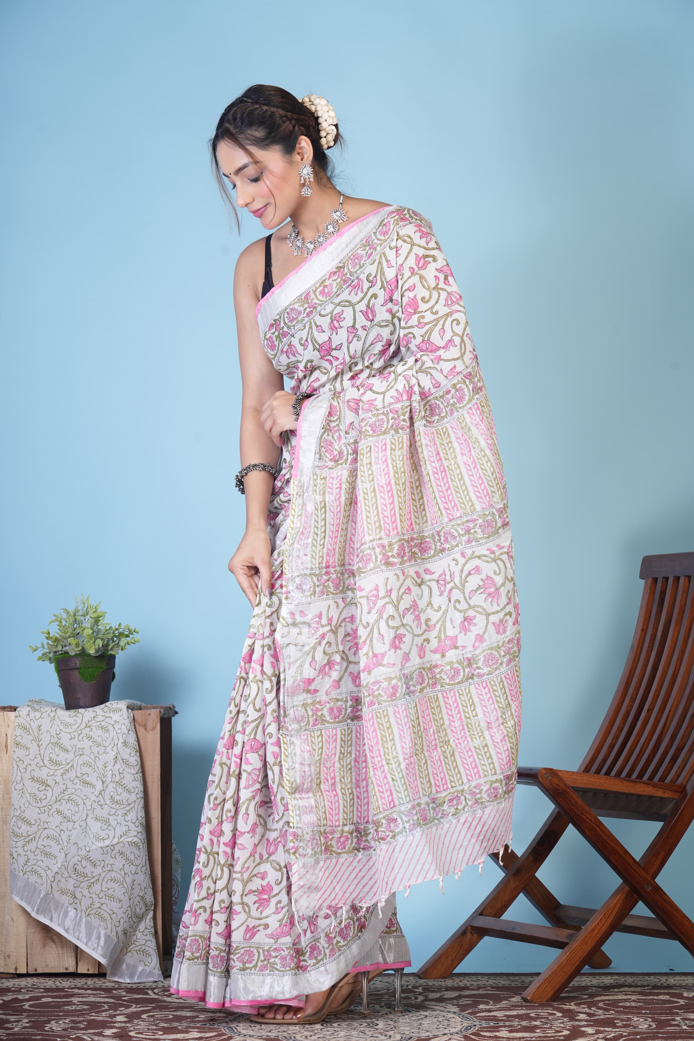 linen sarees with blouse31