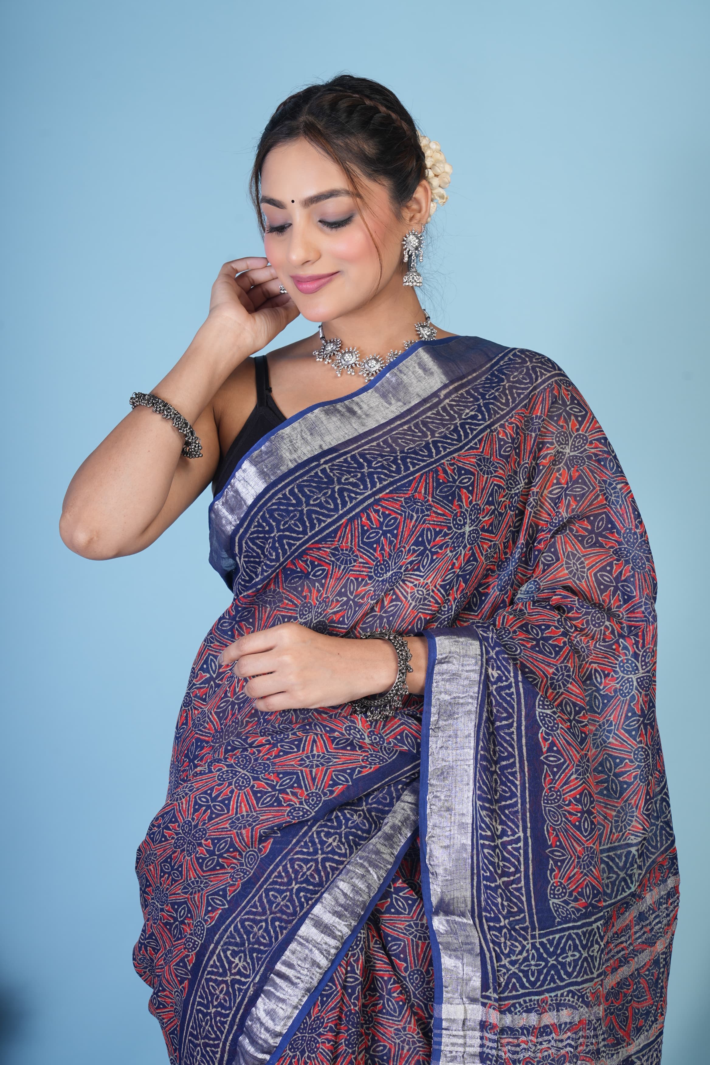 NeelRang Crimson Weave Linen Saree