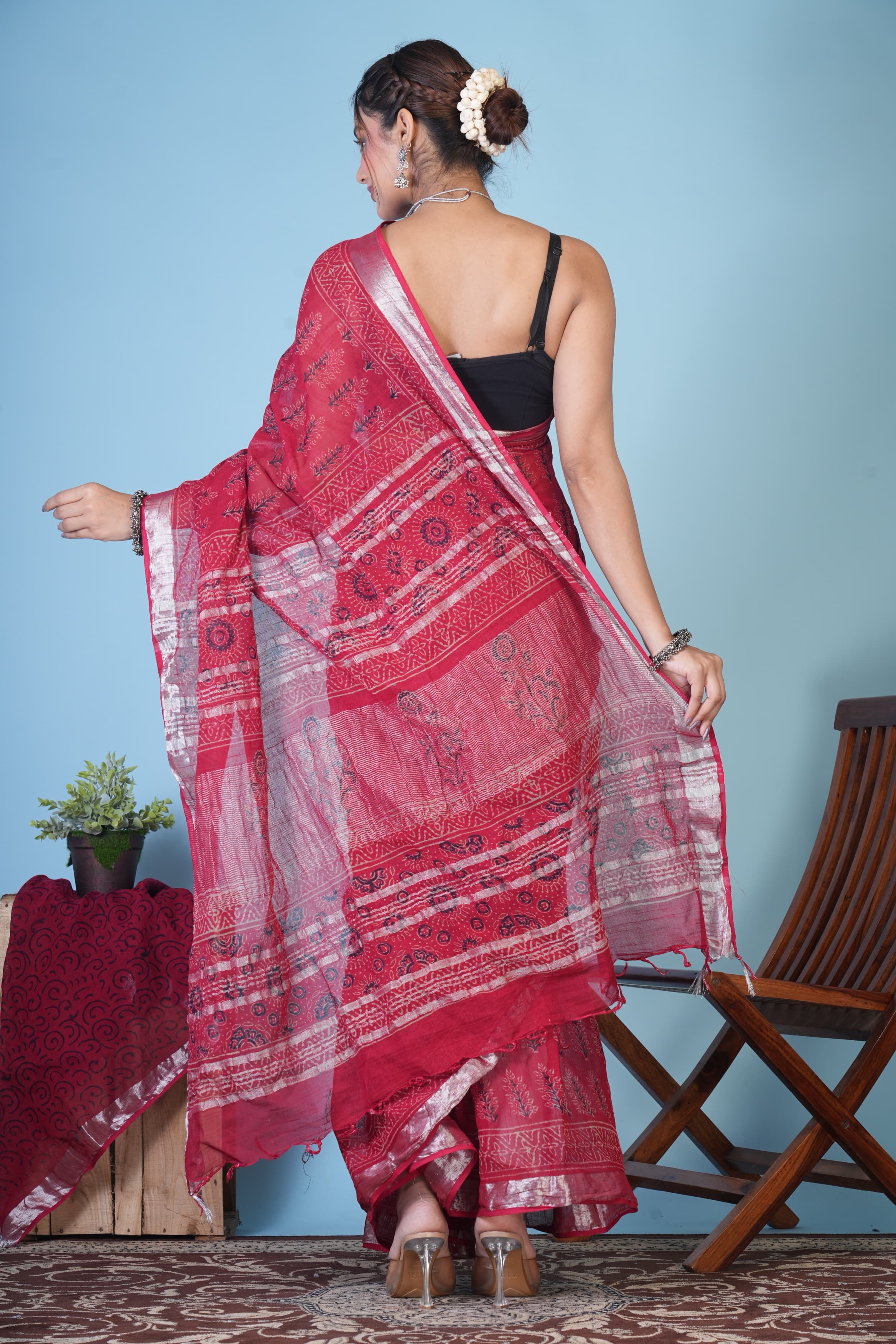 Ruhani Ruby Linen Saree