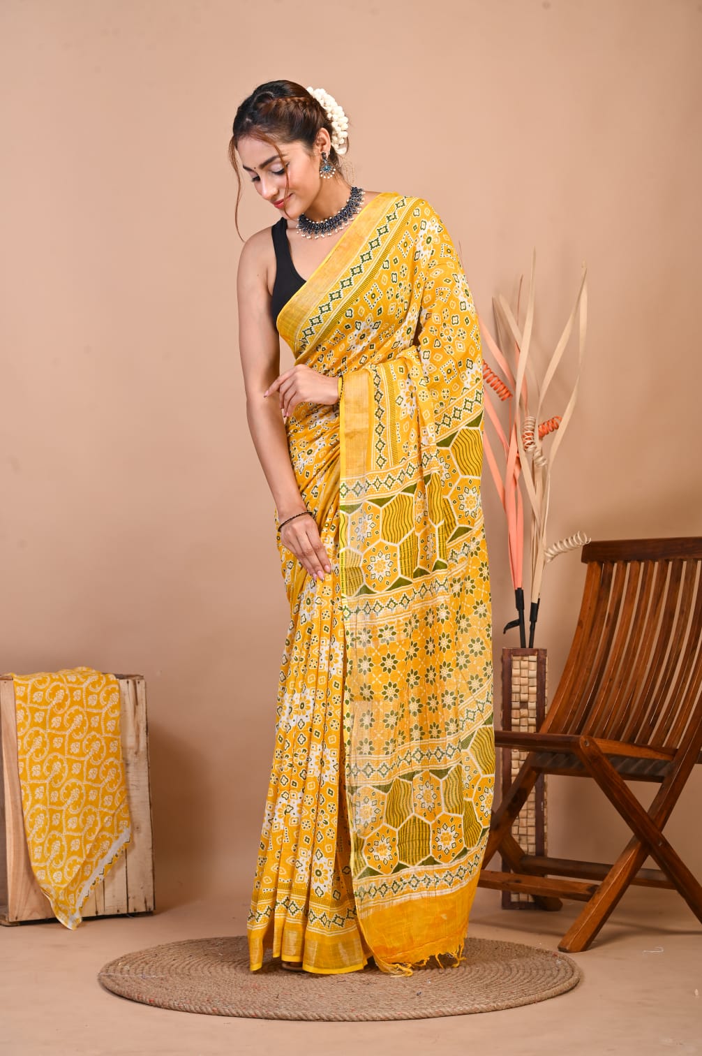 Peetambara Bloom Linen Saree