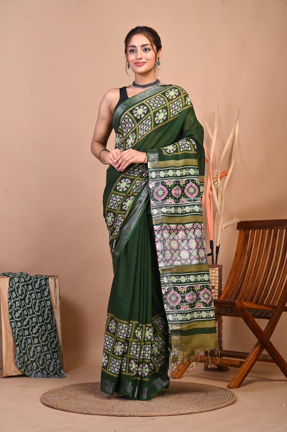 Vanika Forest Linen Saree